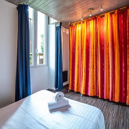 Petit Coin De Verdure Au Coeur De Grenoble-avec Parking Διαμέρισμα