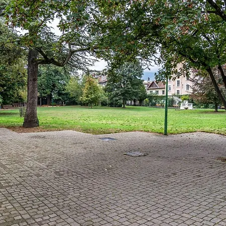 Petit Coin De Verdure Au Coeur De Grenoble-avec Parking * Γκρενόμπλ
